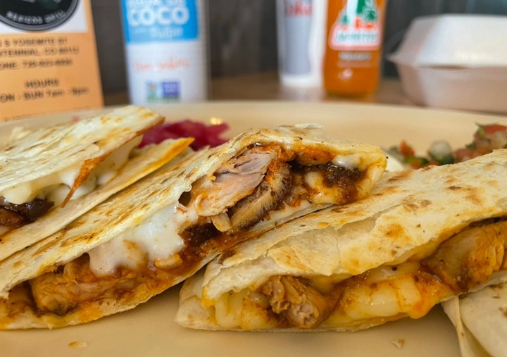 CHICKEN QUESADILLA