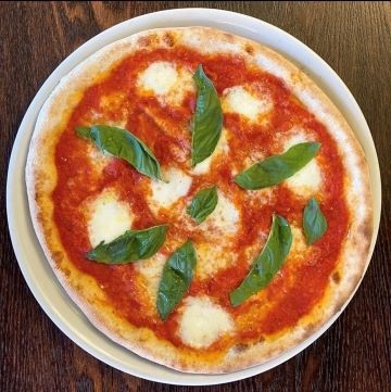 Margherita pizza