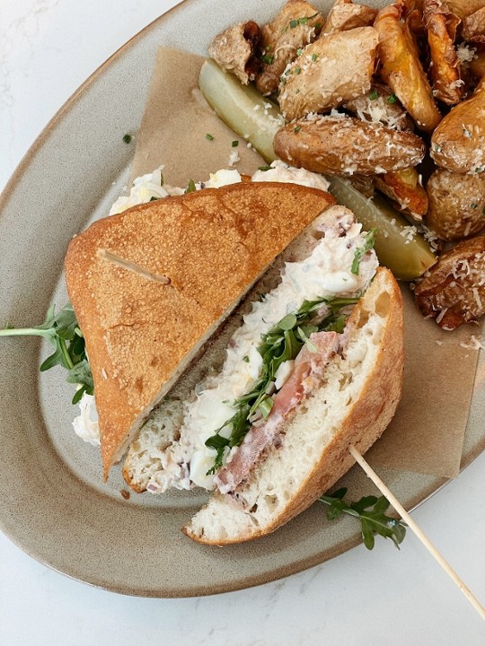 albacore tuna sandwich