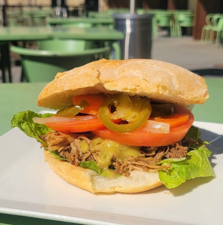 Torta de Carnitas