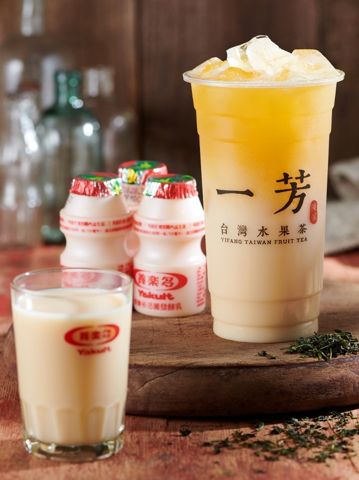 Yakult Mountain Tea 養樂多青茶