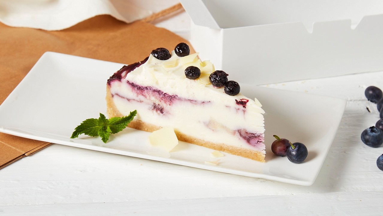 Blueberry Vanilla Cheesecake