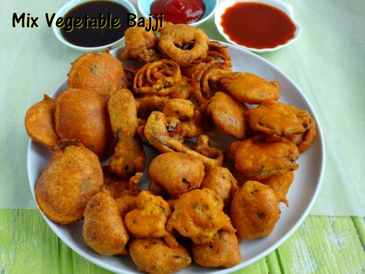 Mixed Vegetable Bhajji