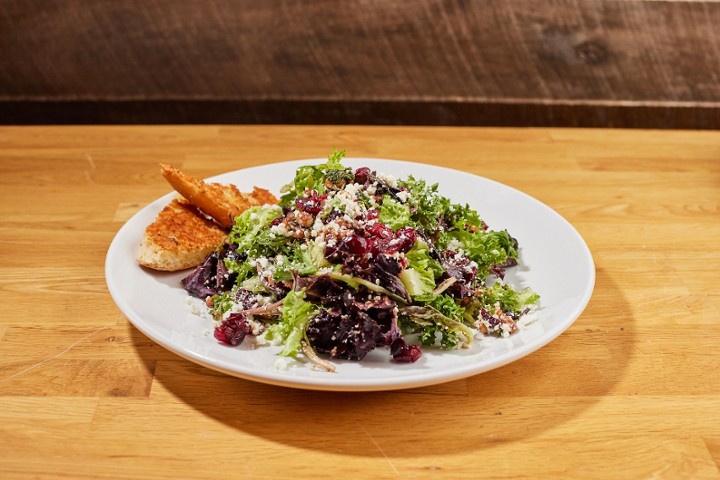 Goat Cheese & Candied Pecan Salad