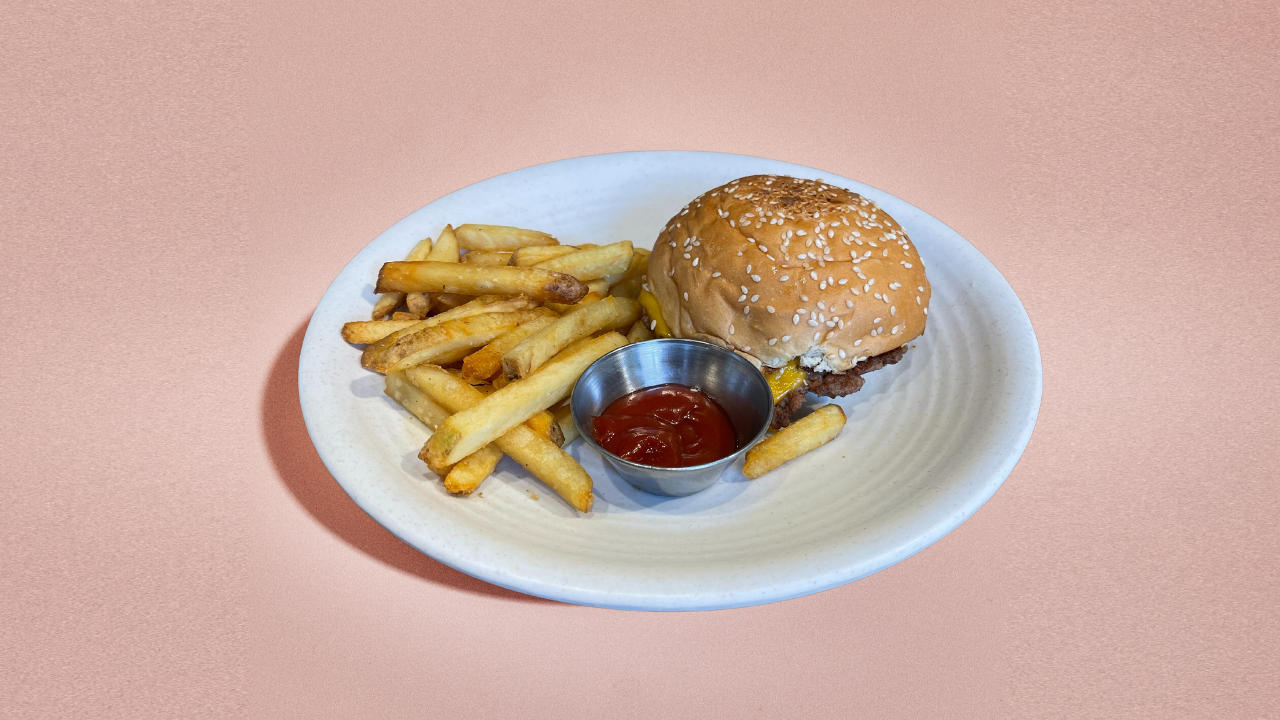 KIDS CHEESEBURGER WITH FRIES