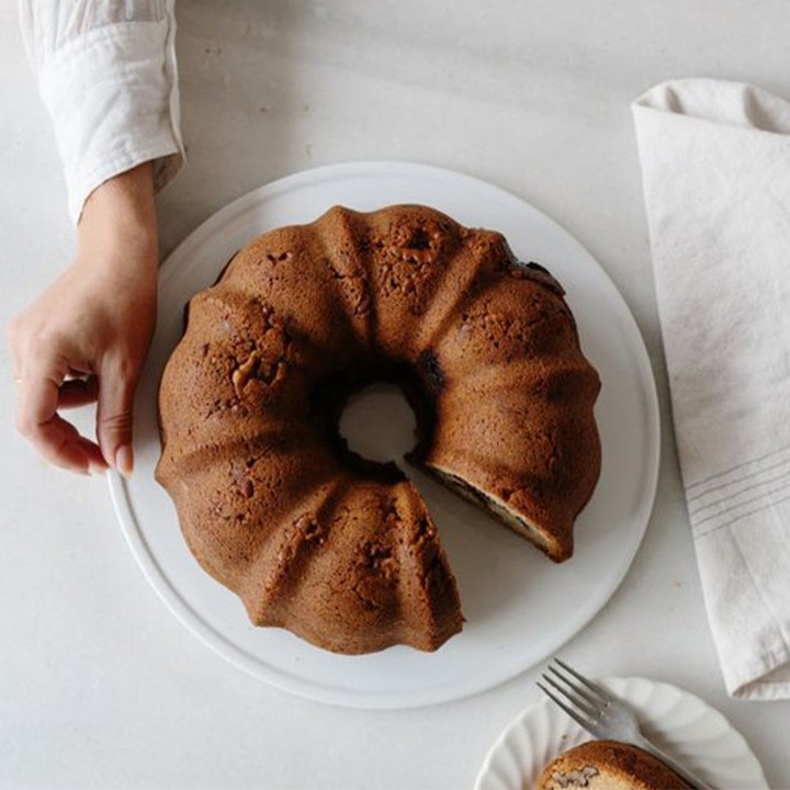 Cinnamon & Walnut Coffeecake Slice