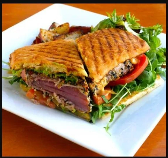 SESAME CRUSTED AHI TUNA SANDWICH