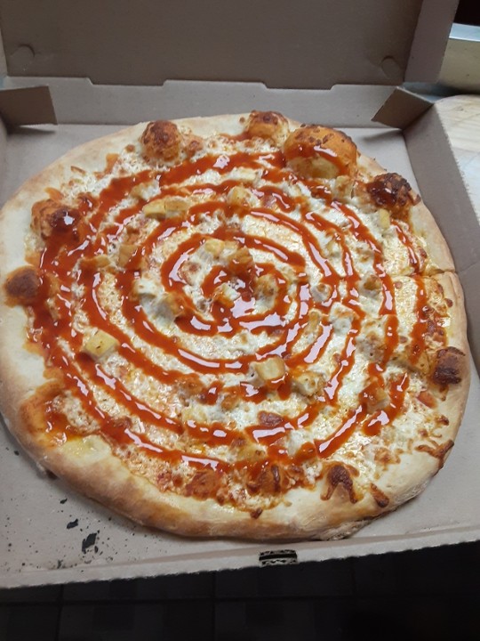 16" Buffalo Chicken Pizza