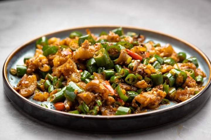 Stir Fried Chicken w. Fresh Chili 小米椒爱上小公鸡