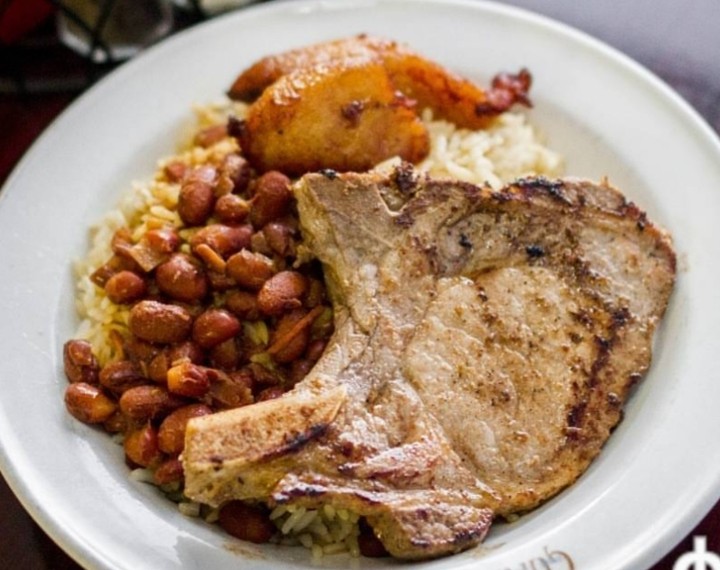 Grilled Pork Chops (L)