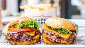 Super Duper Burgers - Serramonte
