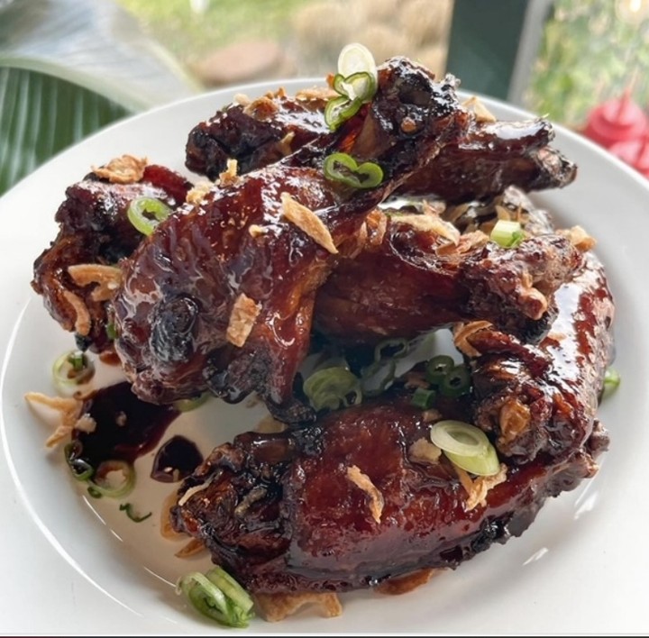 Pineapple Caramel Chicken Wings