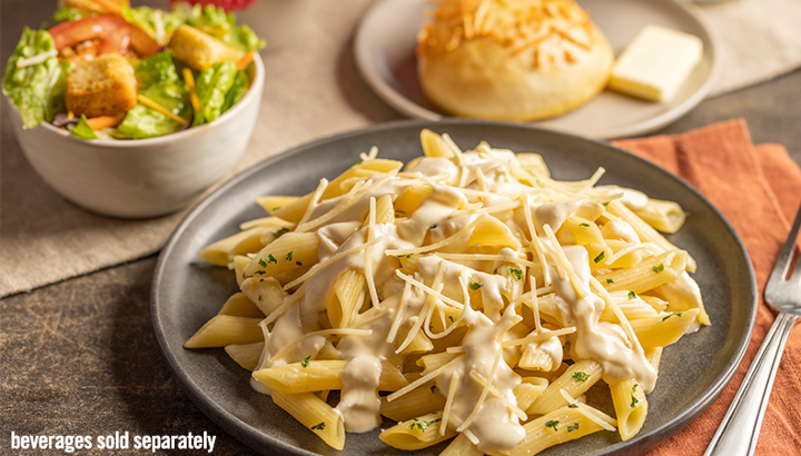 #7 Pasta Alfredo with Salad & Bread