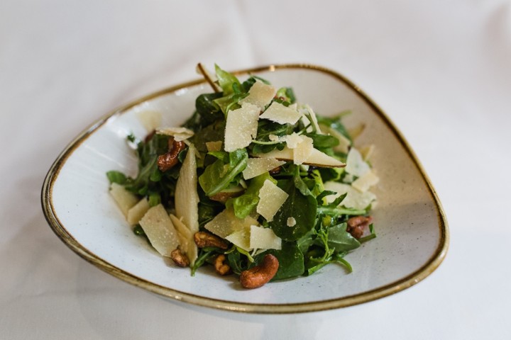 Boston Salad with Apples & Pears