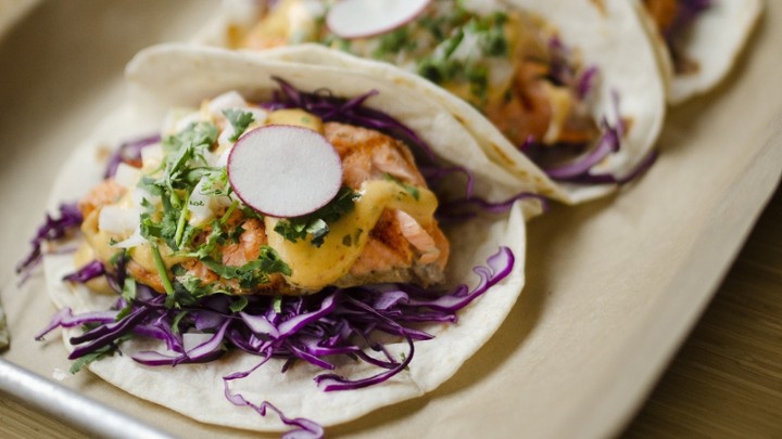 Grilled Salmon Tacos