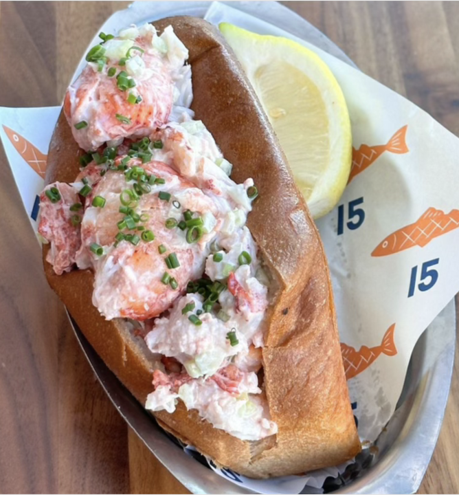 Large Lobster Roll