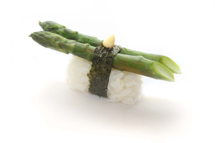 Asparagus Nigiri 2 PCS