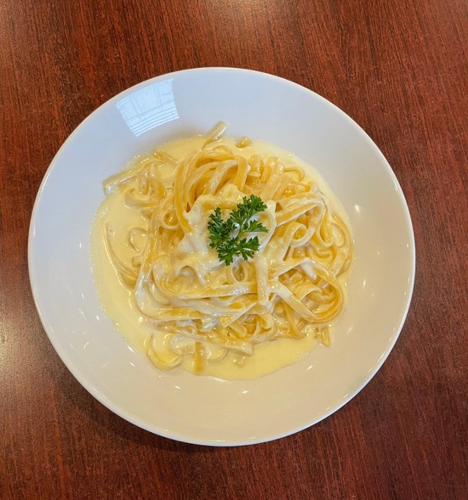 Fettuccine Alfredo