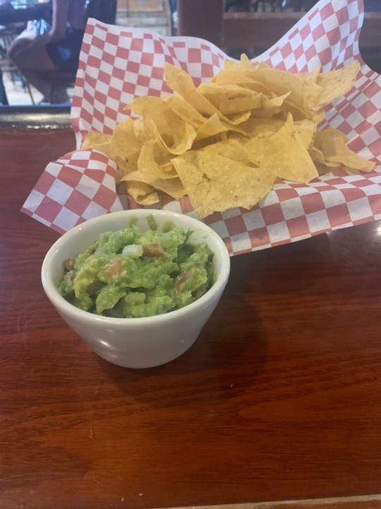 Chips & Guacamole