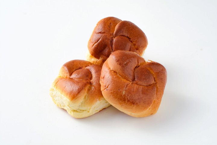 Challah Rolls by the Dozen