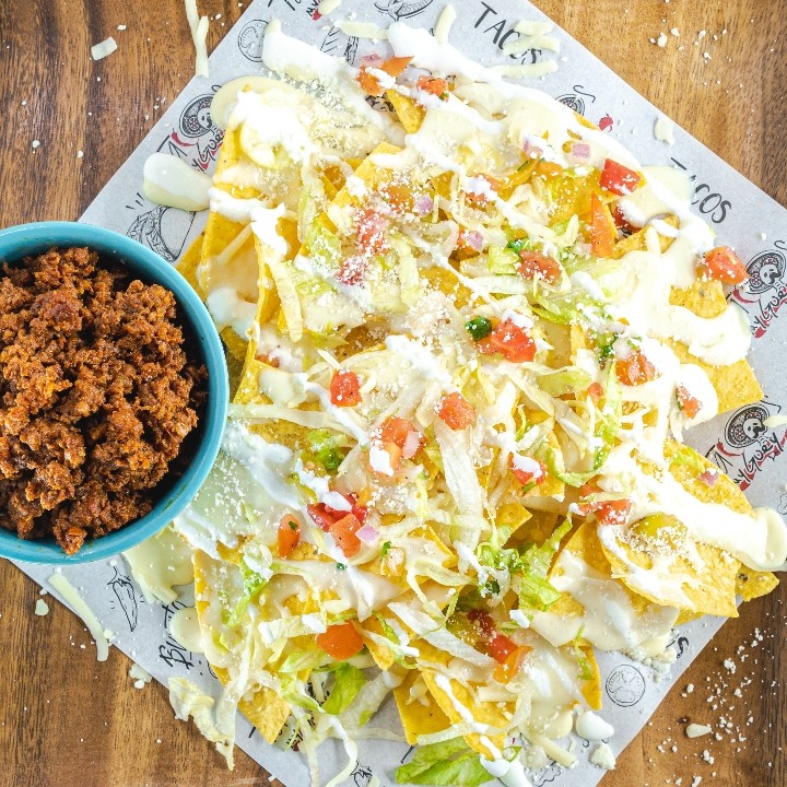 PORK AL PASTOR NACHOS