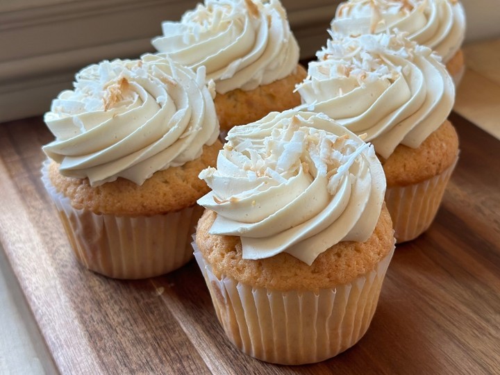 Coconut Caramel Cupcake 6 Pack