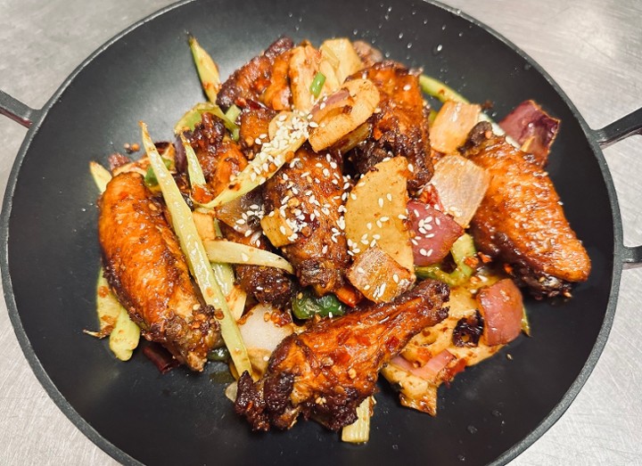 乾鍋香辣雞翅 Stir-Fried Spicy Chicken Wings