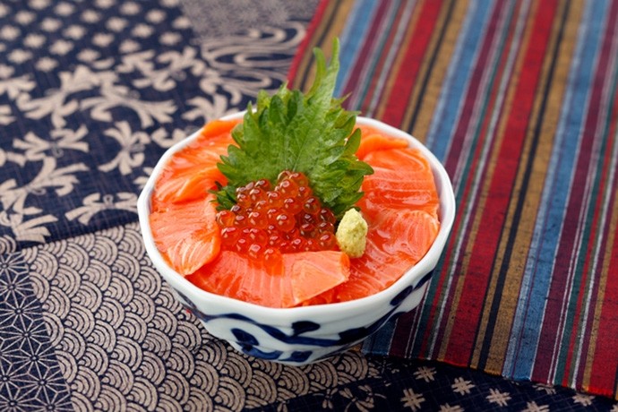 Salmon, Ikura don