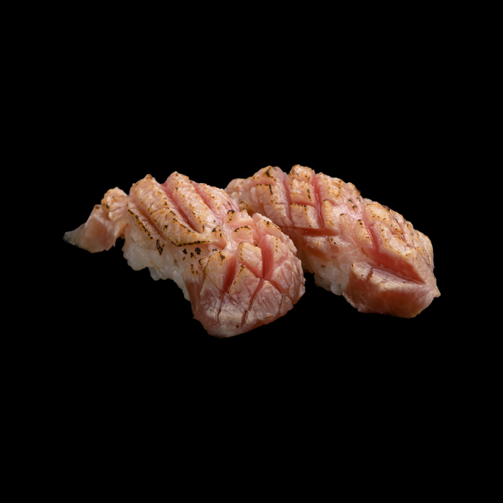 Toro aburi (seared fatty tuna)
