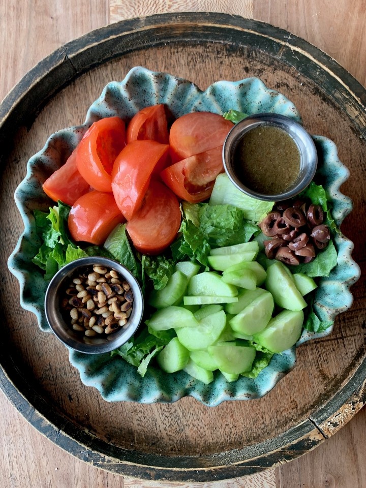 Whole 30 Greek Salad (Vegan, Vegetarian, GF)
