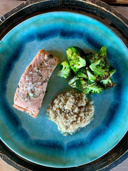 Lemon-Basil Salmon w/ Roasted Broccoli & Quinoa (GF)