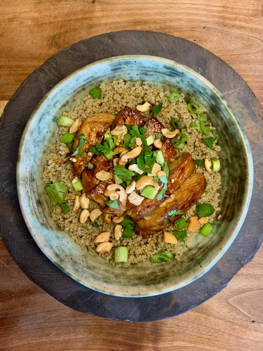 Spicy Thai Chicken & Quinoa Bowl