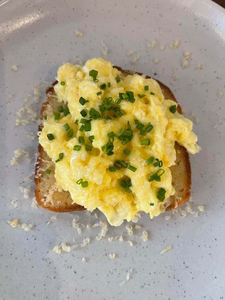 Cheesy Eggs On Toast