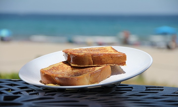 BEACHSIDE FRENCH TOAST