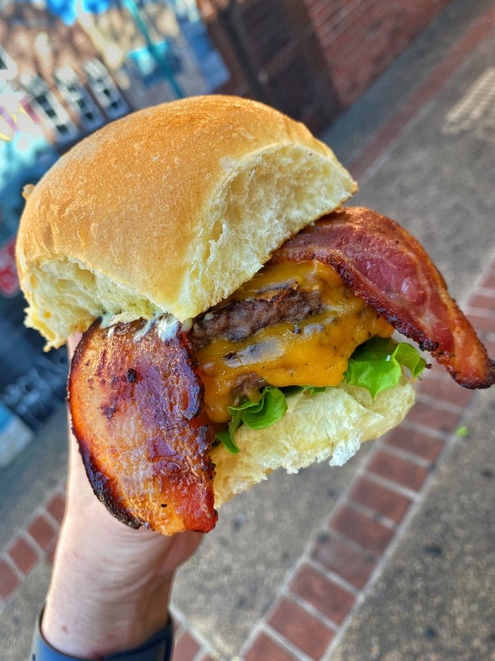 Classic Bacon Burger