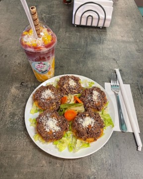 Tropical Cafe and Juice Bar