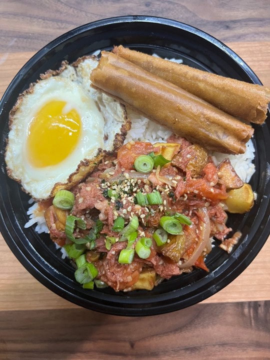 Corned Beef w/egg,rice, & Shanghai  Lumpia(Special 2/21-2/26)