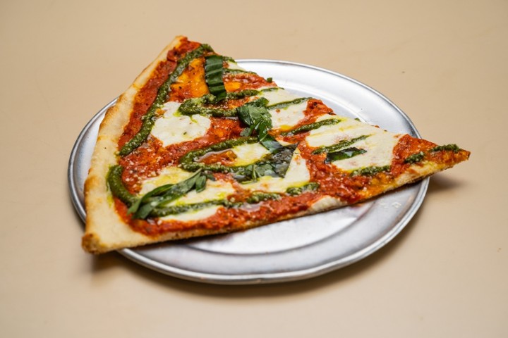 Med. Funky Margherita Pizza