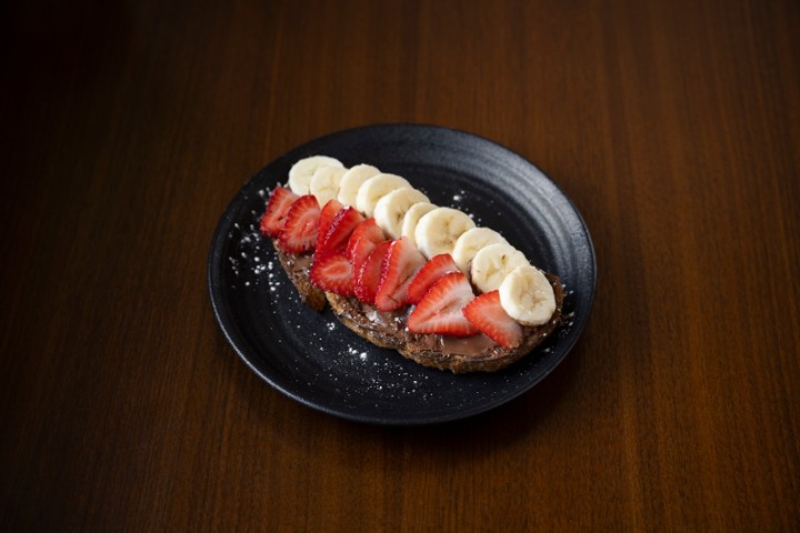 Nutella Berry Toast