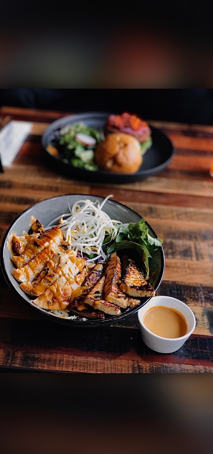 Thai Chicken/Tofu Buddha Bowl