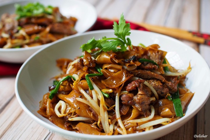 Hong Kong Beef Chow Fun