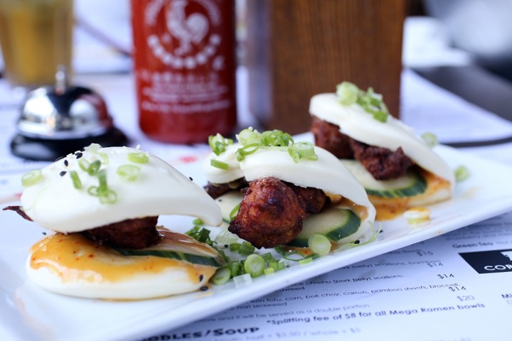 Steamed Gua Bao Oxtail Buns (3)