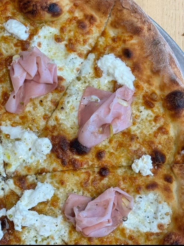 Pizza Lyfe Build your Own Cheese Pizza