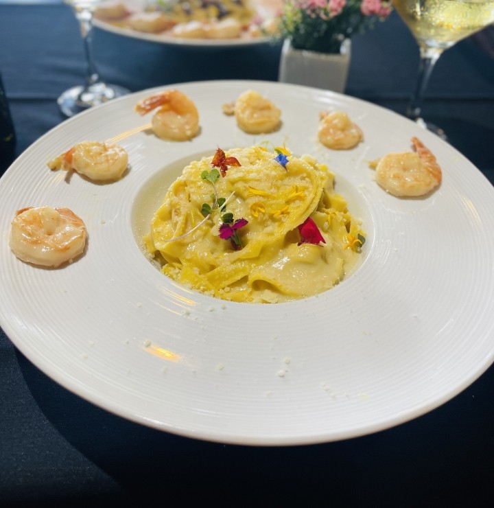 Shrimp Fettuccine Alfredo