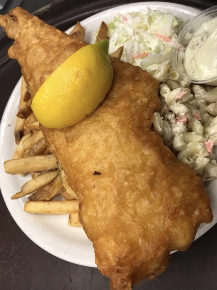 CURRY'S RESTAURANT & PUB 864 KENMORE AVE Seaglass, Riesling