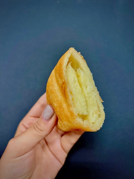 Empanada Queso (Cheese)