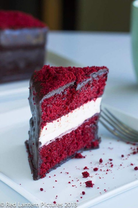 GIANT RED VELVET DING DONG