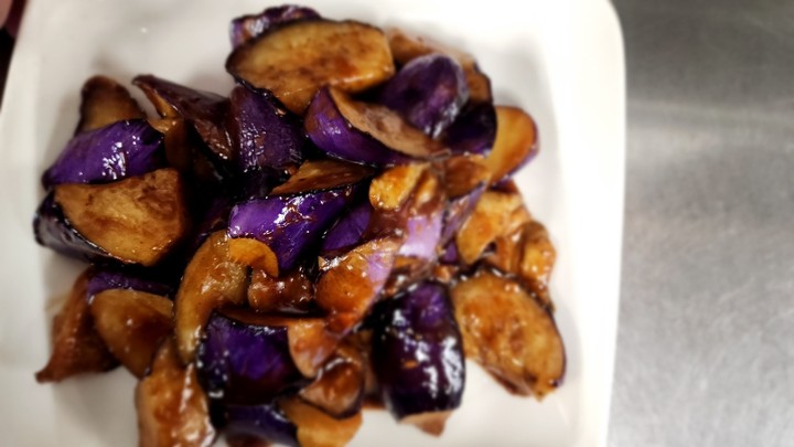 Sautéed Eggplant in Garlic Sauce