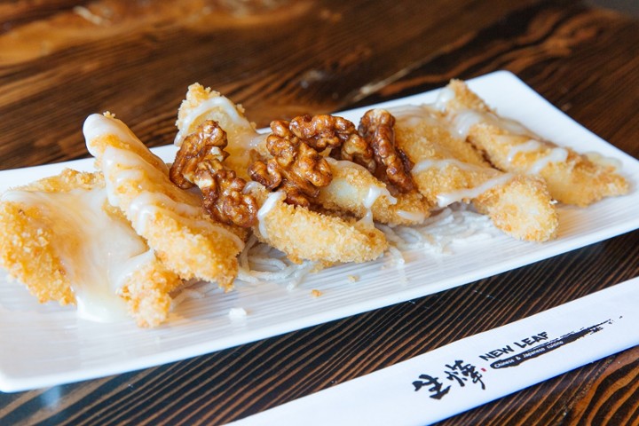 Crispy Flounder Fillet w. Honey Roasted Walnut