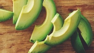 SIDE AVOCADO SLICES